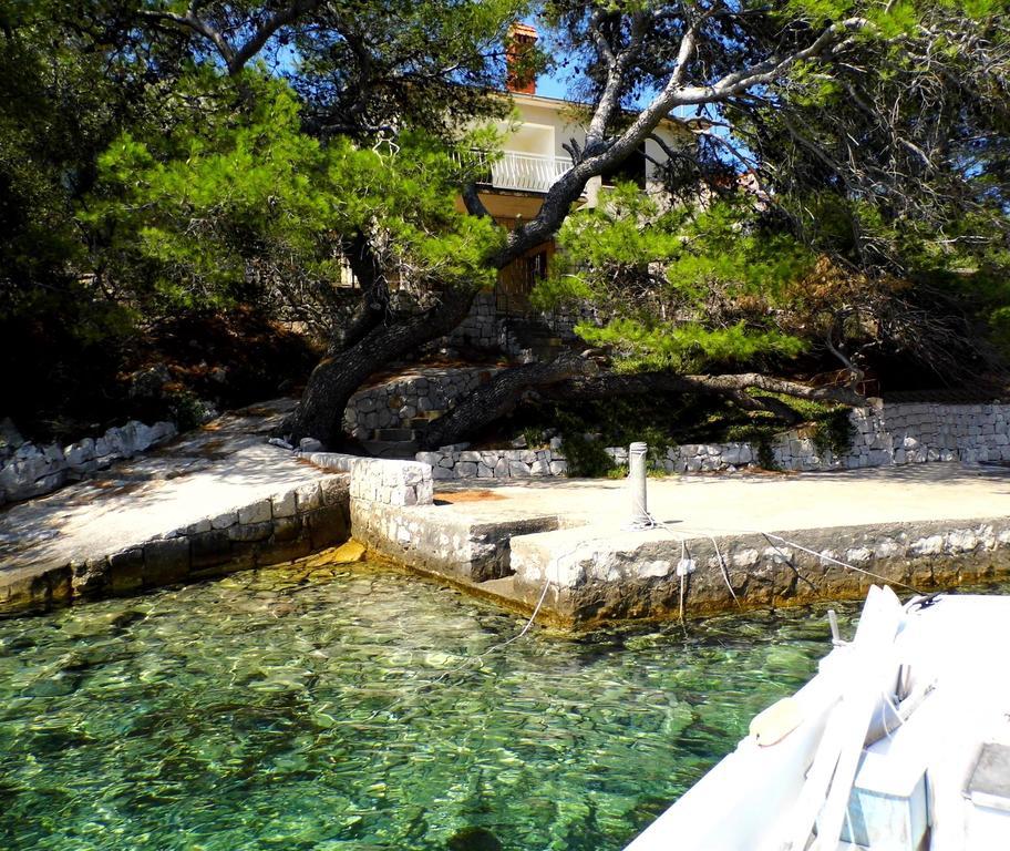 House Andrea Villa Lastovo Bagian luar foto