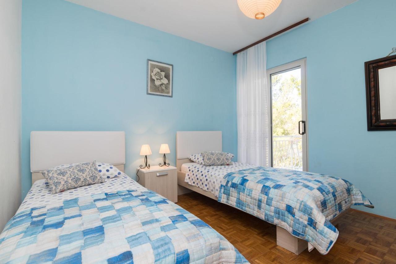 House Andrea Villa Lastovo Bagian luar foto
